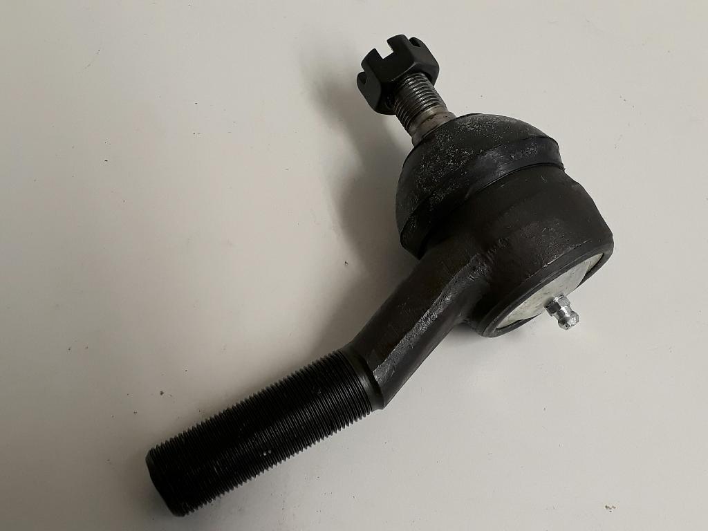 81-98 4000 lb axle 25/2500 van