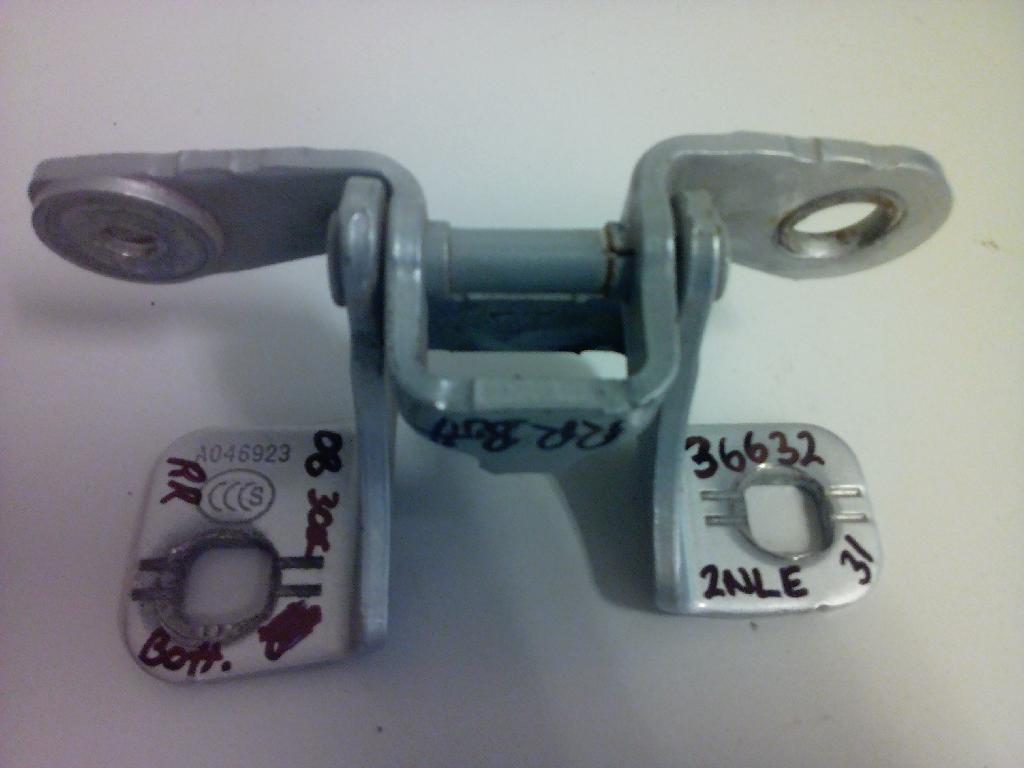 Right Rear Door Bottom Hinge