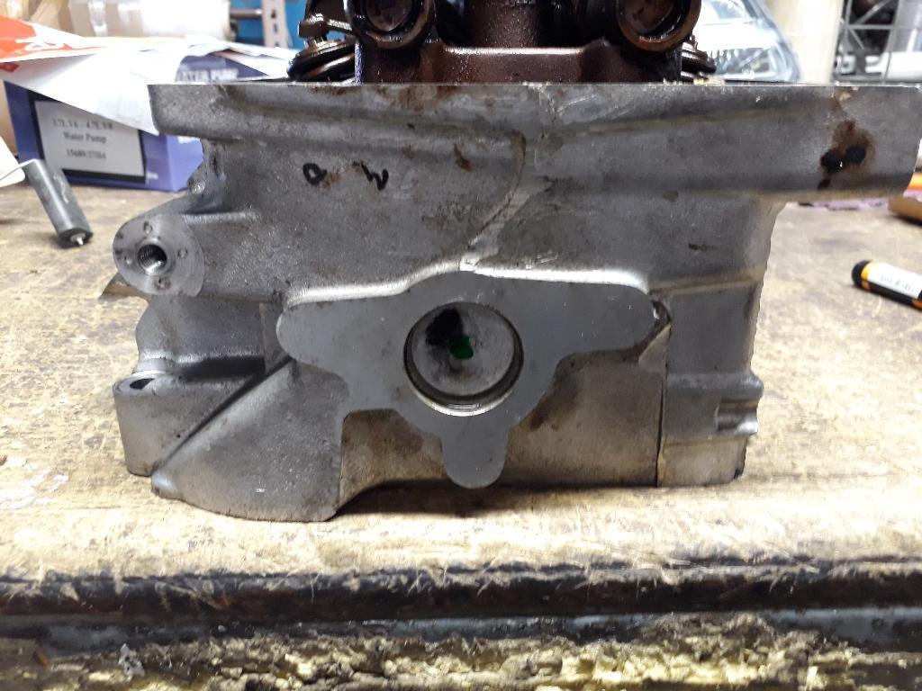 Right Cylinder Head