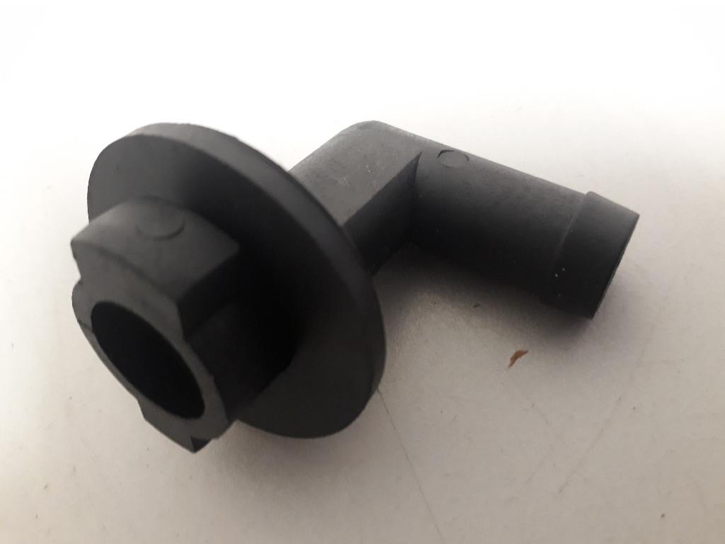 Crankcase Breather-PCV 90 degree 91-93