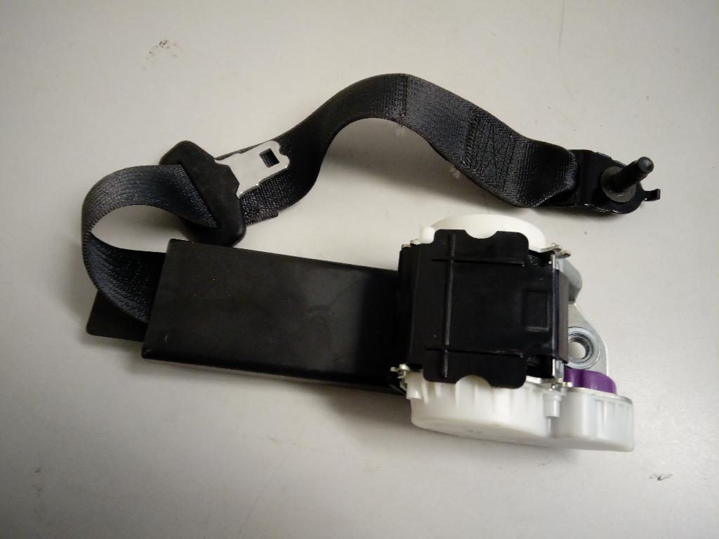 Rear Centre Seat Belt