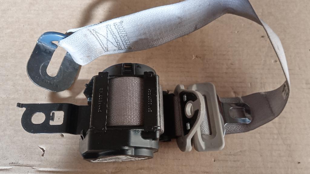 Right Rear Seat belt