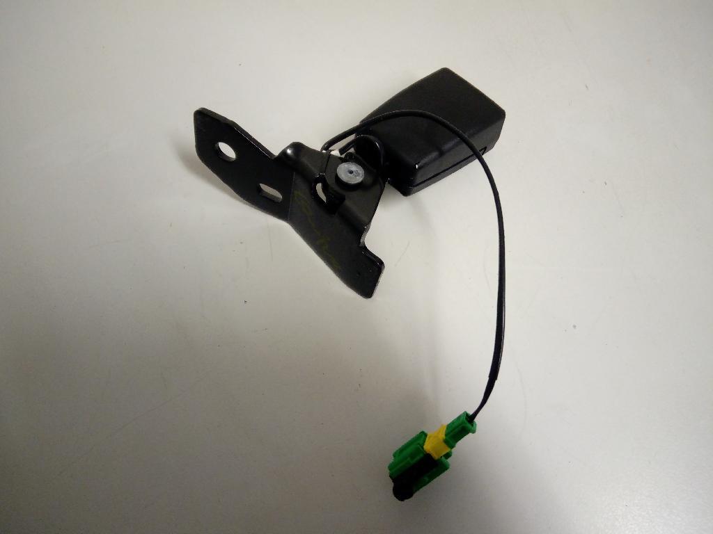 Rear Centre Seat Belt