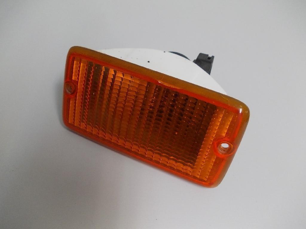 Right Repeater Light