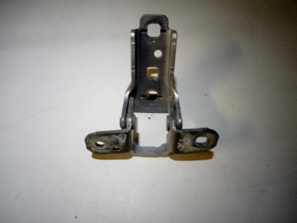 Right Front Door Top Hinge