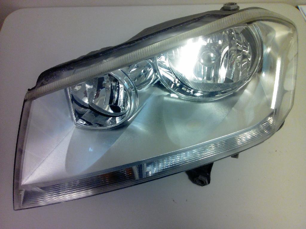 Left Headlight