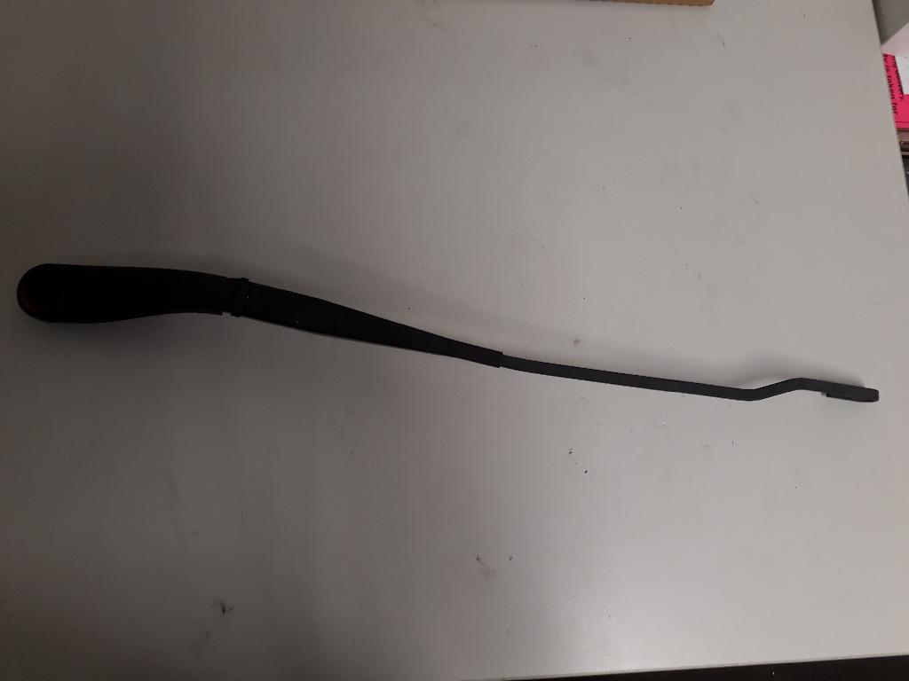 Left Front Wiper Arm