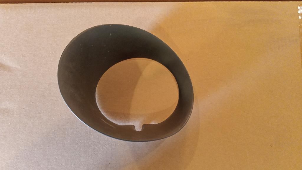 Left Spotlight Bezel