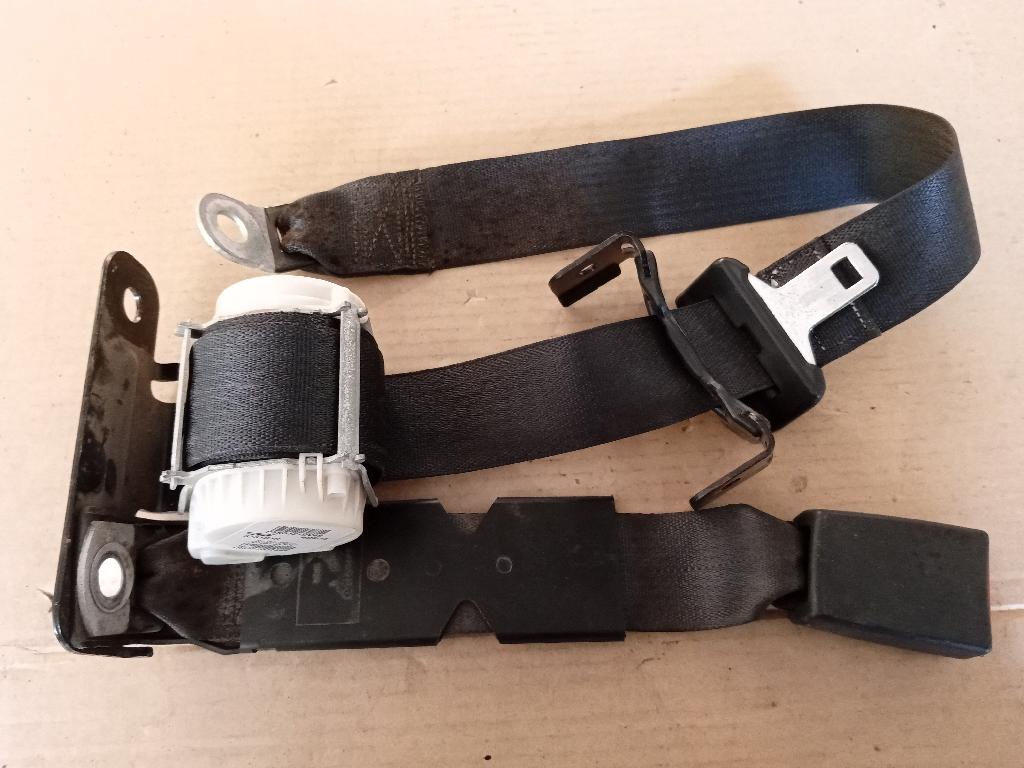 Rear Centre Seat Belt