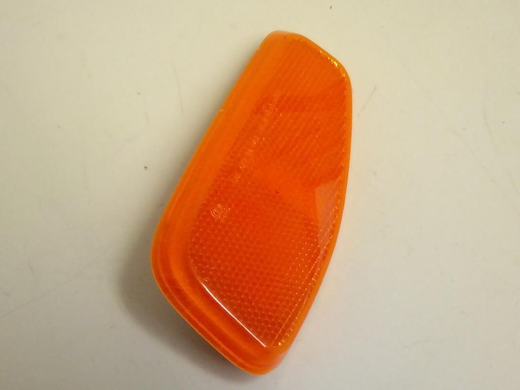 Right Front Guard Reflector