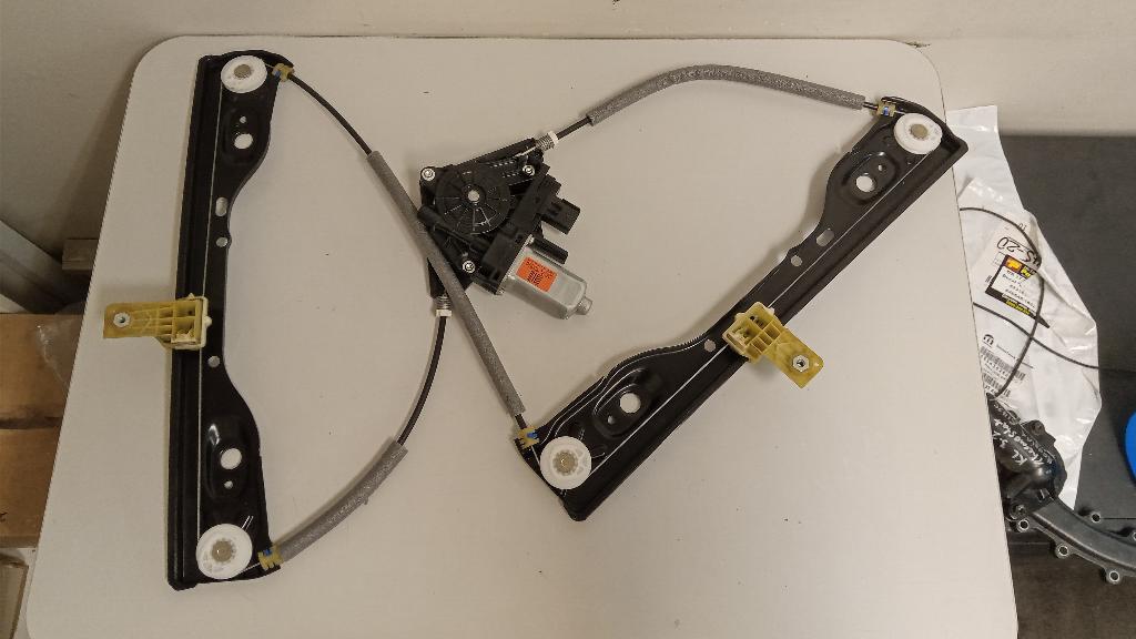 Left Front Door Elec Regulator