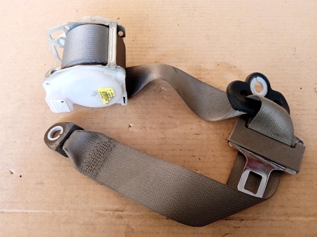 Right Rear Seat belt