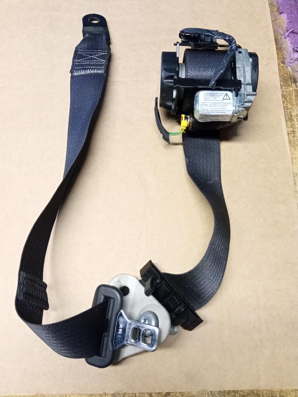 Right Front Seat Belt