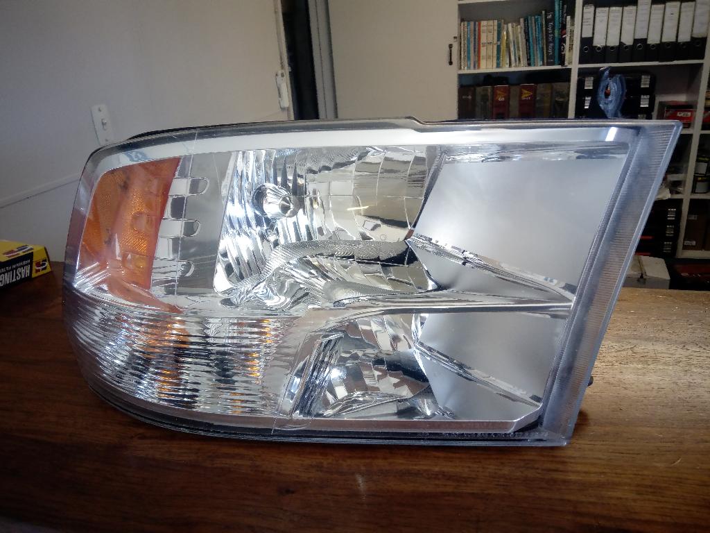 Right Headlight