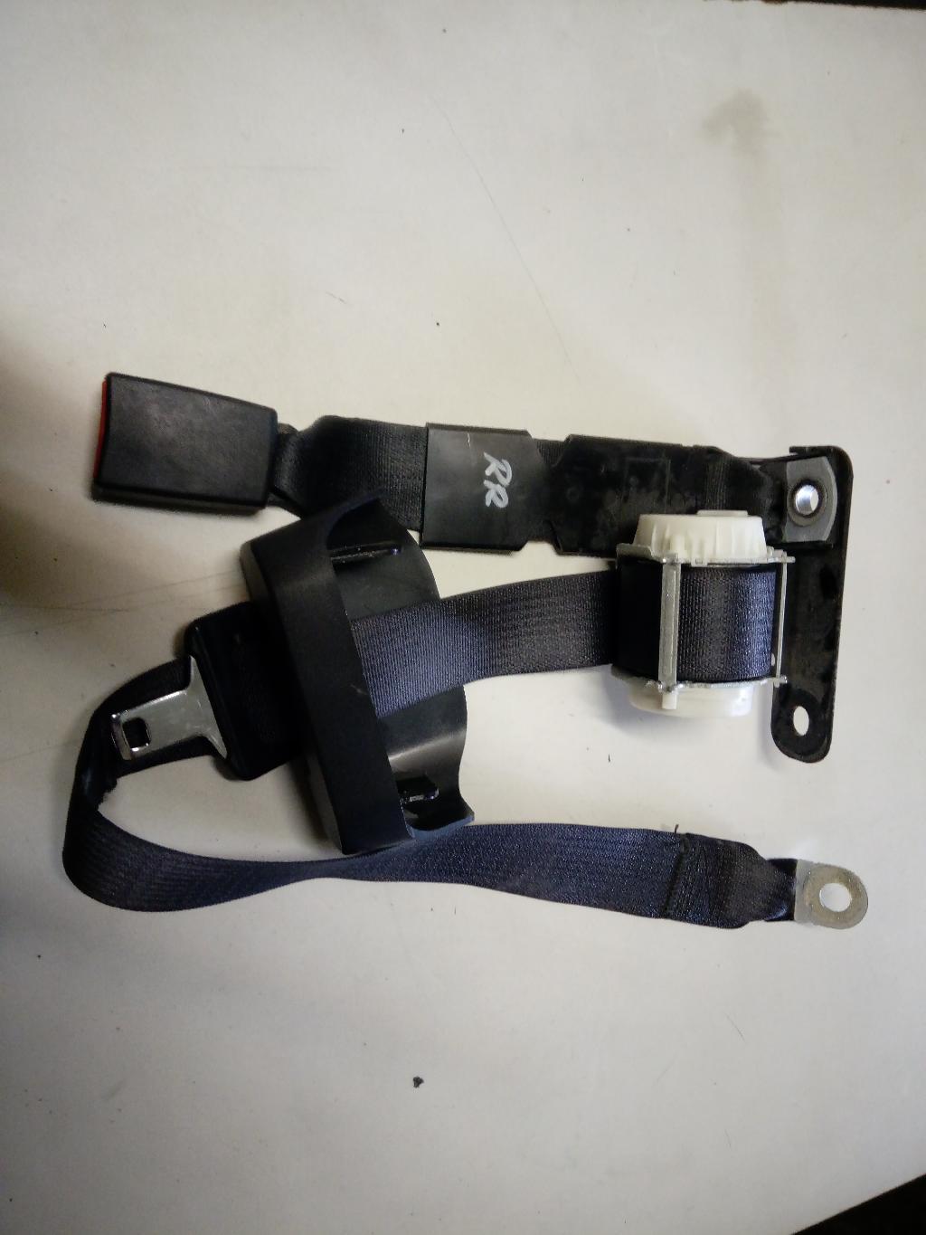 Rear Centre Seat Belt