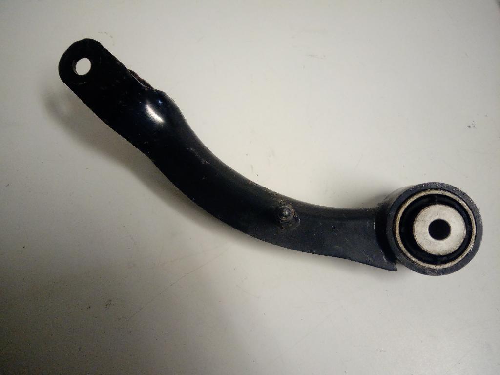 Right Rear Upper Control Arm