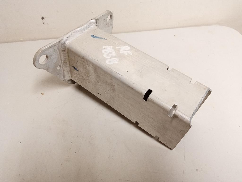 Front Lower Right Load Beam