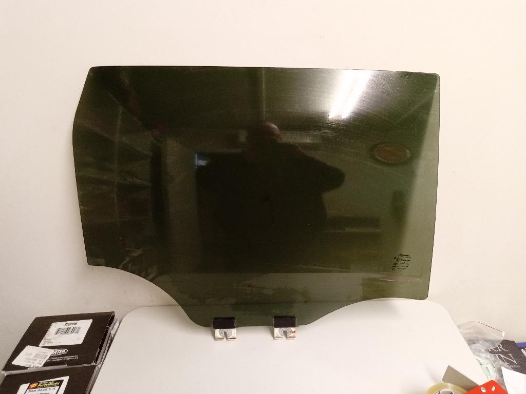 Right Rear Door Glass